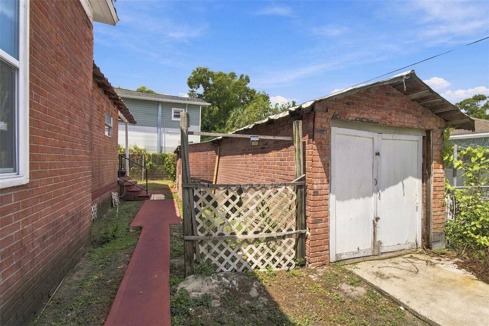 2402 N HIGHLAND AVENUE, Tampa, FL 33602 Detached Garage/Storage Building