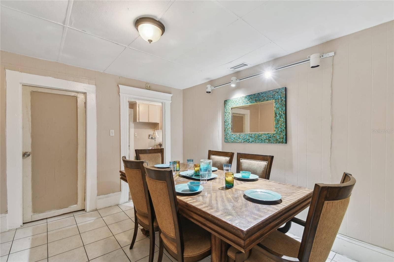 2402 N HIGHLAND AVENUE, Tampa, FL 33602 Dining Room