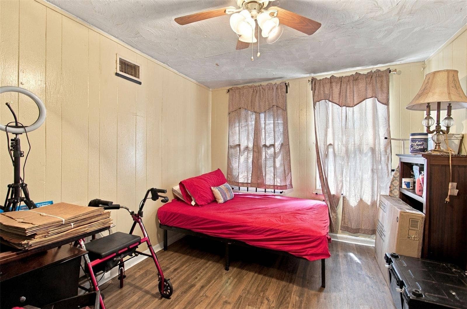 2402 N HIGHLAND AVENUE, Tampa, FL 33602 bedroom 1 of 4
