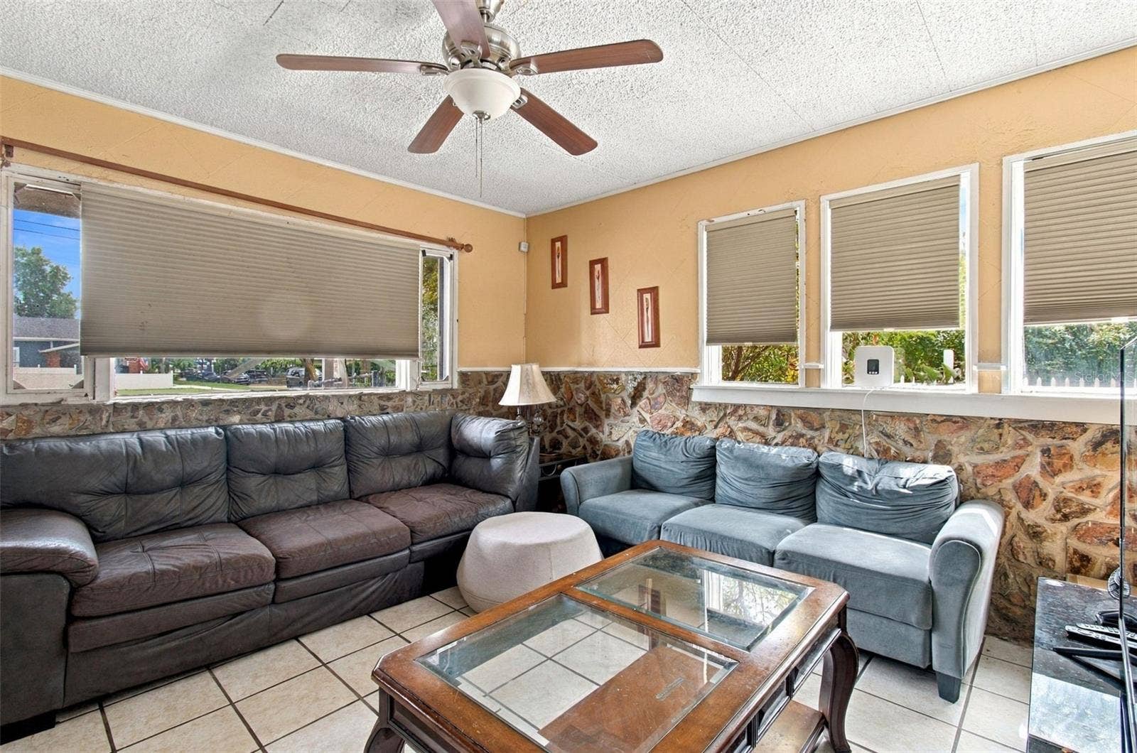 2402 N HIGHLAND AVENUE, Tampa, FL 33602 2402 N HIGHLAND AVENUE, Tampa, FL 33602