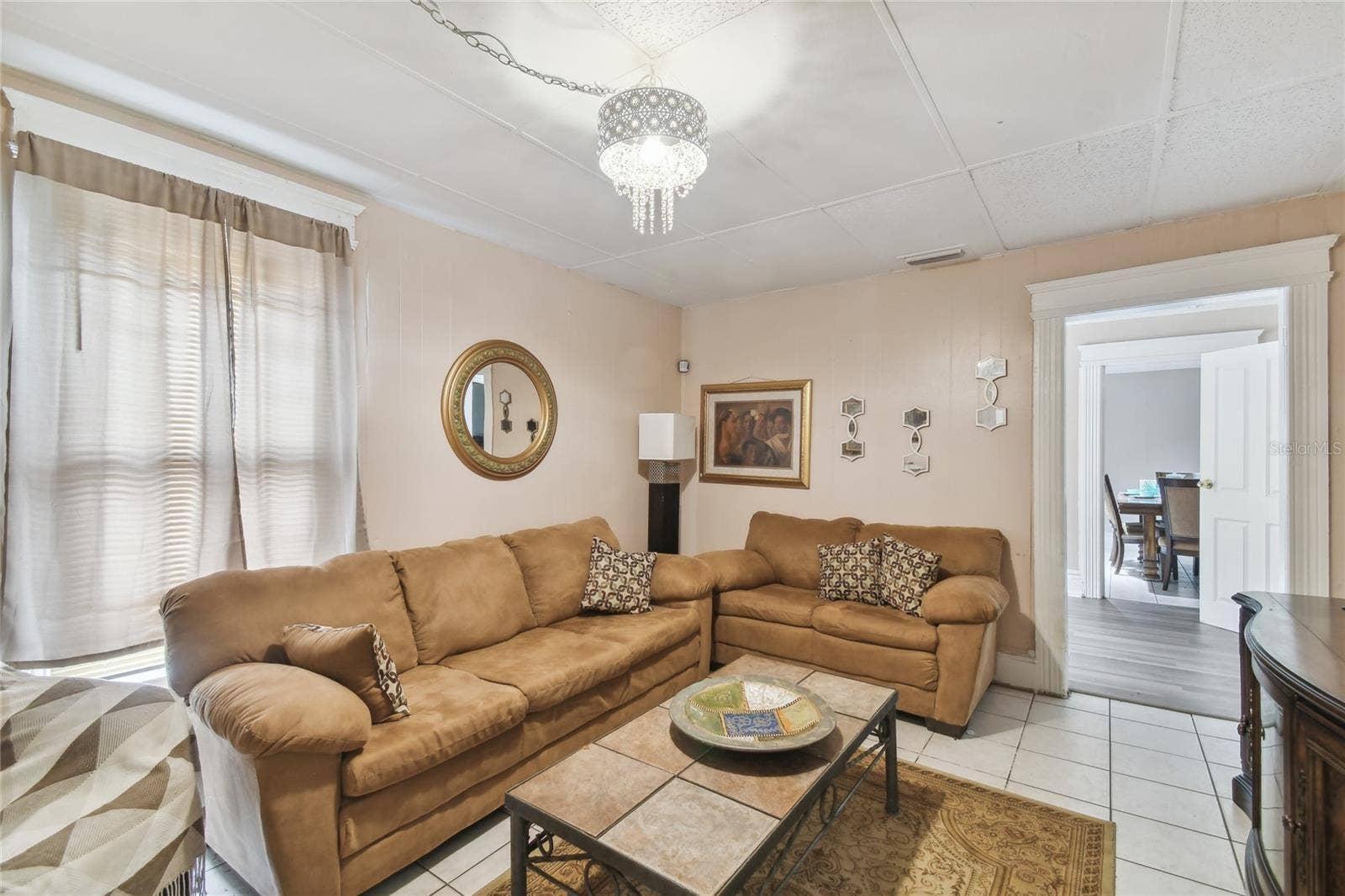 2402 N HIGHLAND AVENUE, Tampa, FL 33602 2402 N HIGHLAND AVENUE, Tampa, FL 33602