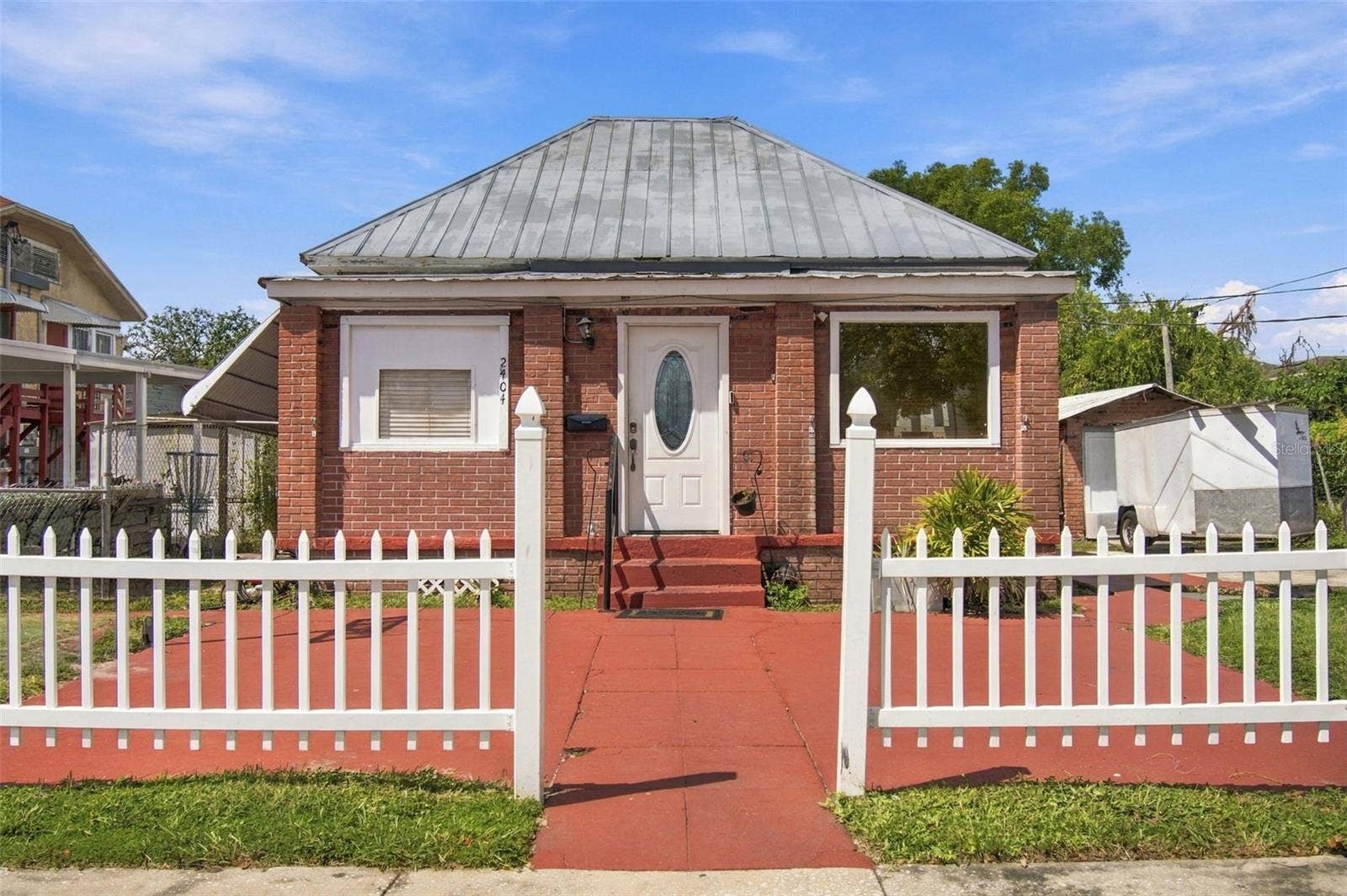2402 N HIGHLAND AVENUE, Tampa, FL 33602 2 Bedroom/2 Bath Single Family Home