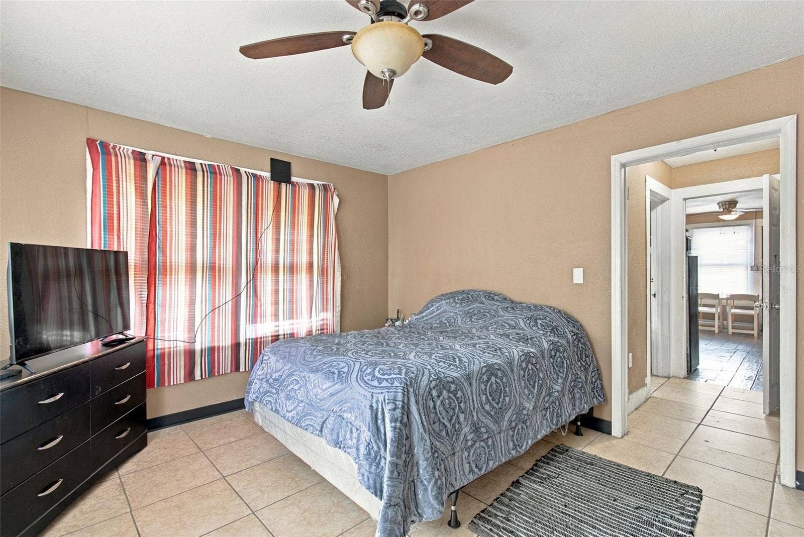 2402 N HIGHLAND AVENUE, Tampa, FL 33602 1 bedroom apartment bedroom