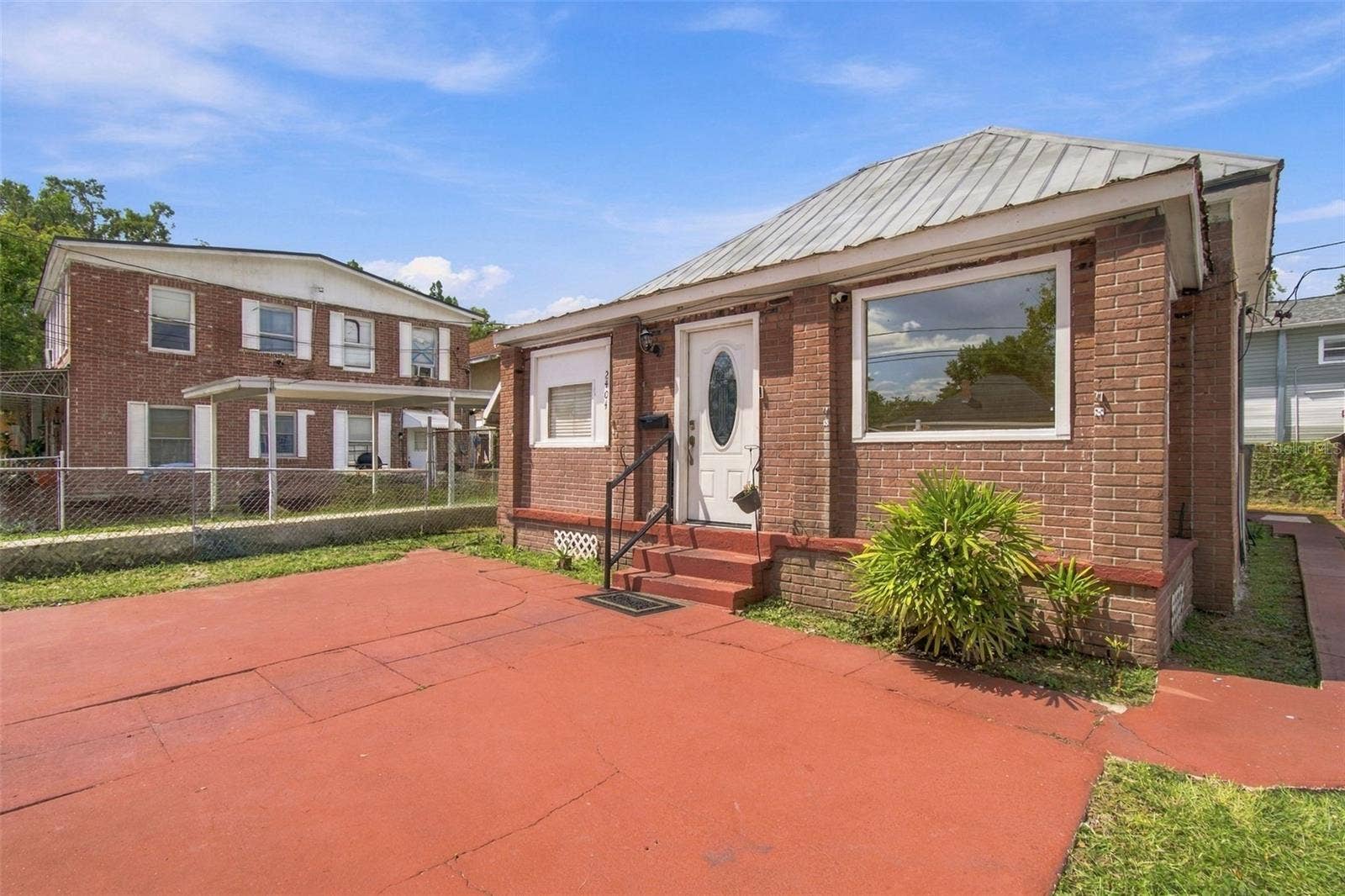 2402 N HIGHLAND AVENUE, Tampa, FL 33602 2402 N HIGHLAND AVENUE, Tampa, FL 33602