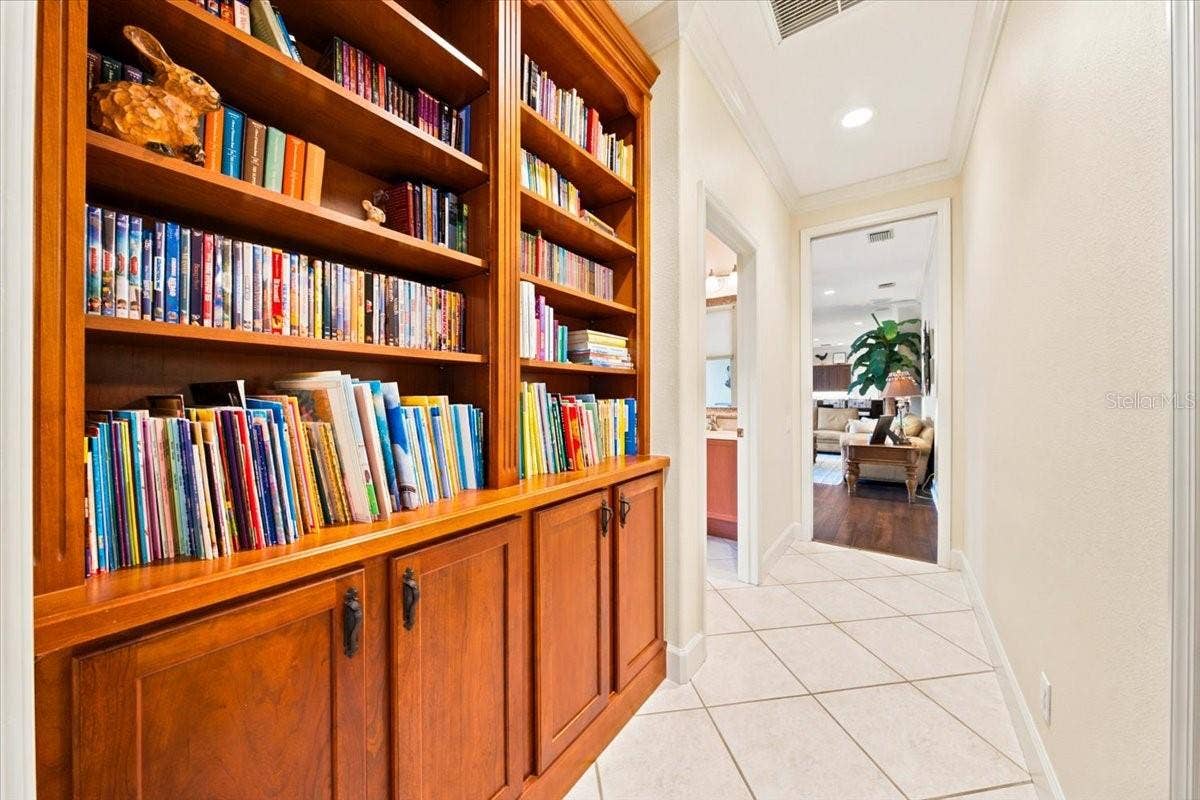 5513 KEELER OAK STREET, Lithia, FL 33547 5513 KEELER OAK STREET, Lithia, FL 33547