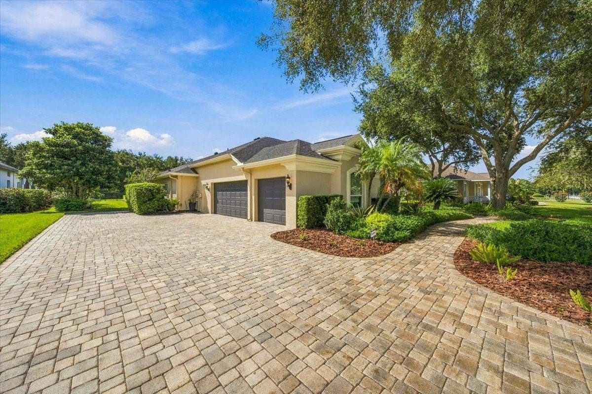 5513 KEELER OAK STREET, Lithia, FL 33547 5513 KEELER OAK STREET, Lithia, FL 33547