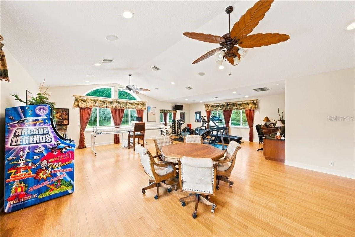 5513 KEELER OAK STREET, Lithia, FL 33547 5513 KEELER OAK STREET, Lithia, FL 33547