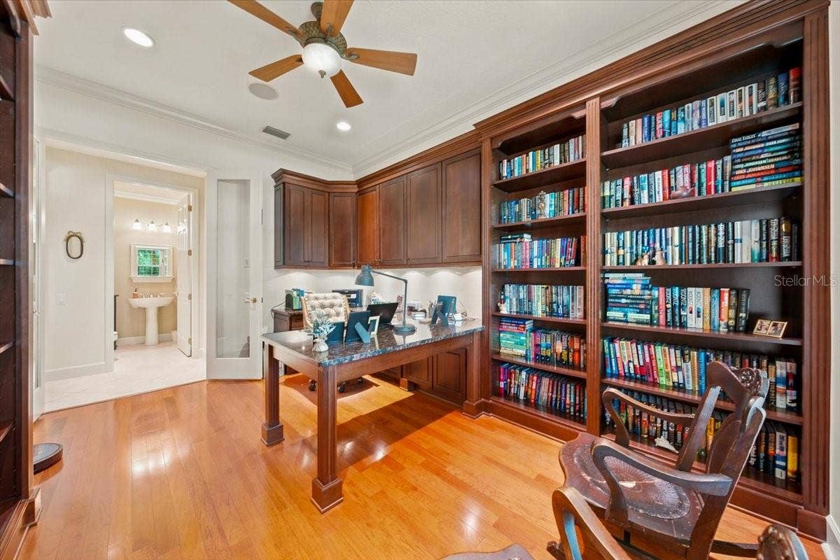 5513 KEELER OAK STREET, Lithia, FL 33547 5513 KEELER OAK STREET, Lithia, FL 33547