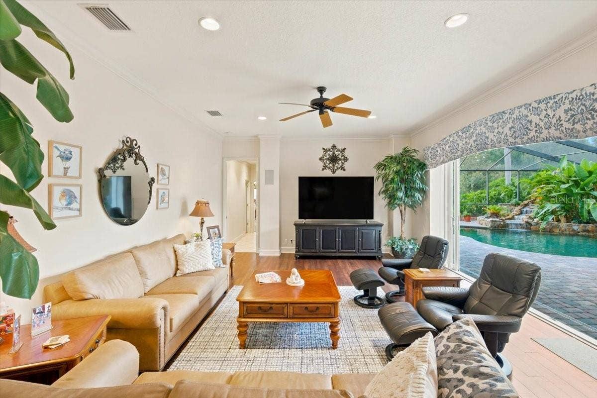 5513 KEELER OAK STREET, Lithia, FL 33547 5513 KEELER OAK STREET, Lithia, FL 33547