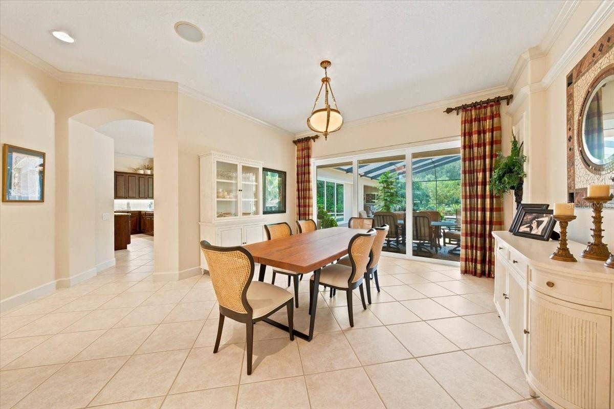 5513 KEELER OAK STREET, Lithia, FL 33547 5513 KEELER OAK STREET, Lithia, FL 33547