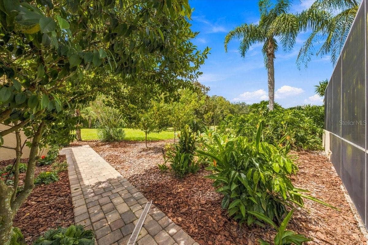 5513 KEELER OAK STREET, Lithia, FL 33547 5513 KEELER OAK STREET, Lithia, FL 33547