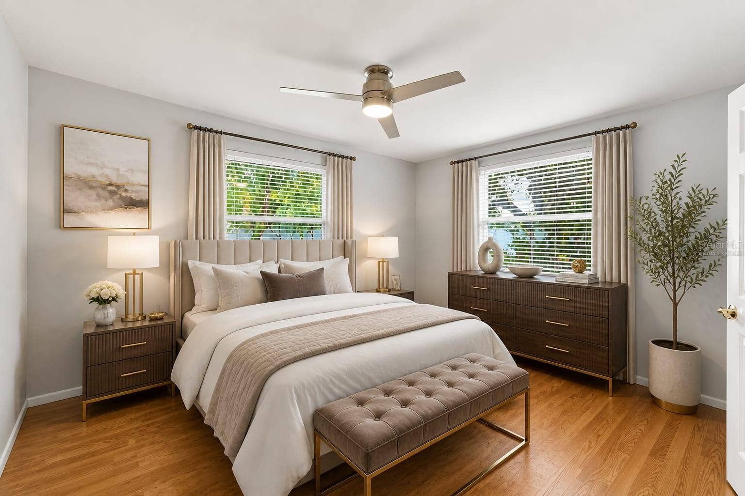443 PARK STREET N, St Petersburg, FL 33710 virtually staged