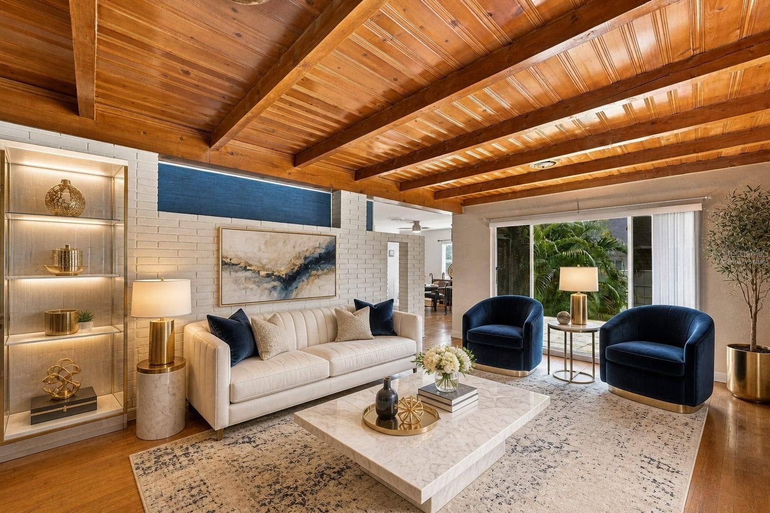 443 PARK STREET N, St Petersburg, FL 33710 virtually staged