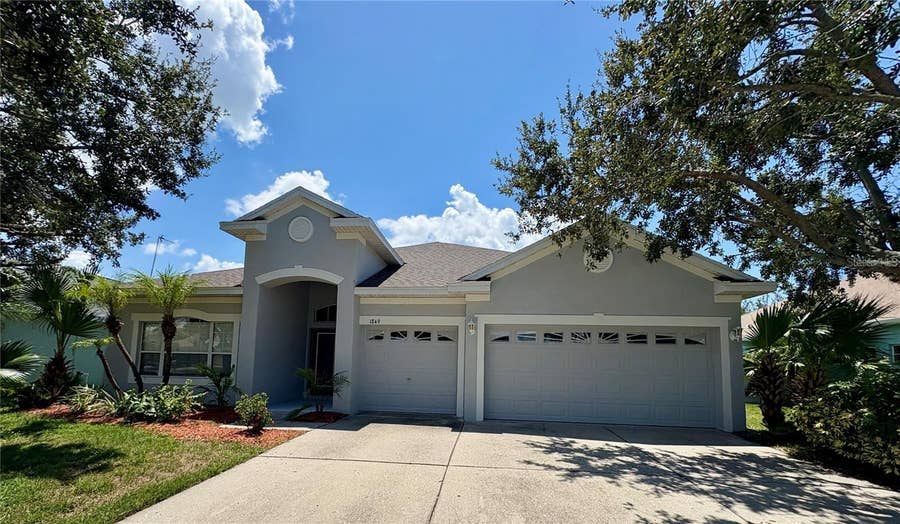 Property photo for 1849 MIRA LAGO CIRCLE, Ruskin, FL