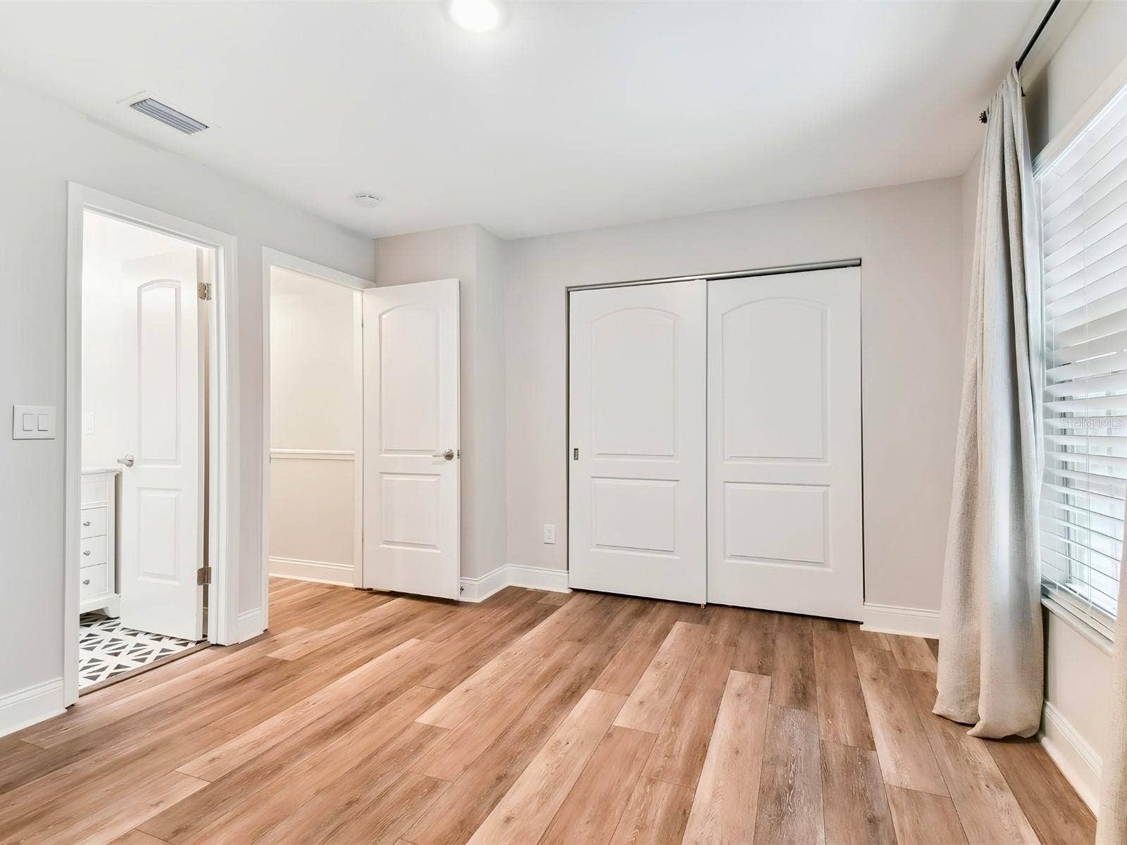 14027 NOTREVILLE WAY, Tampa, FL 33624