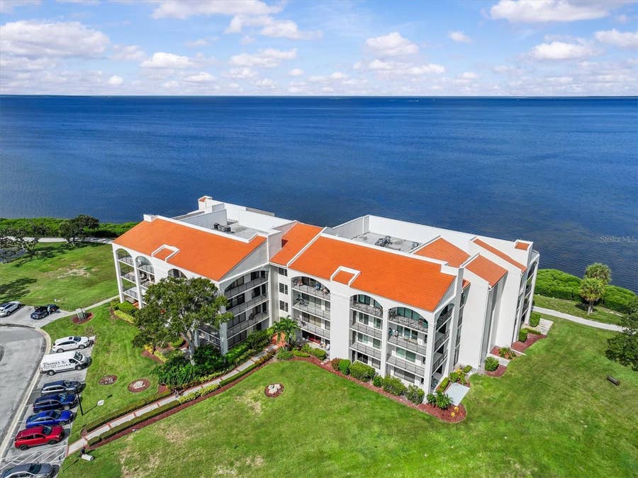 Property photo for 308 MARINER DRIVE, #308, Tarpon Springs, FL