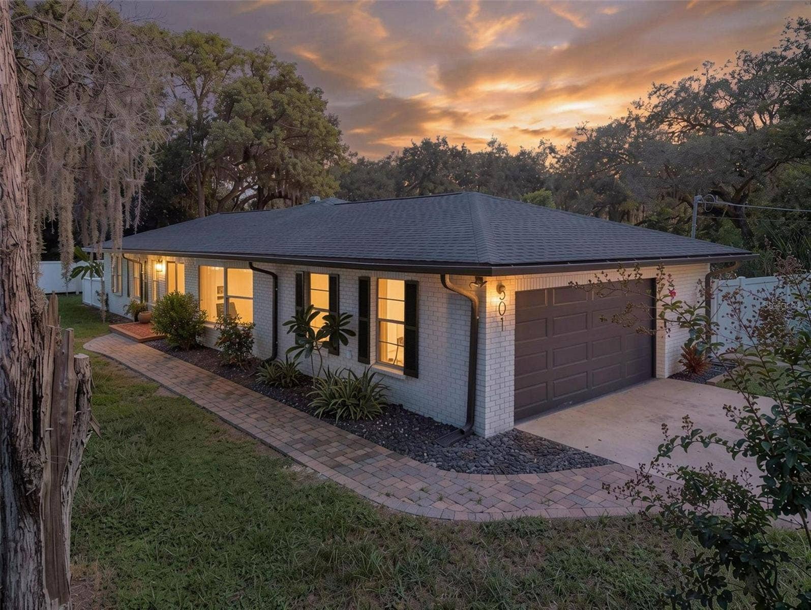 501 W 124TH AVENUE, Tampa, FL 33612 501 W 124TH AVENUE, Tampa, FL 33612