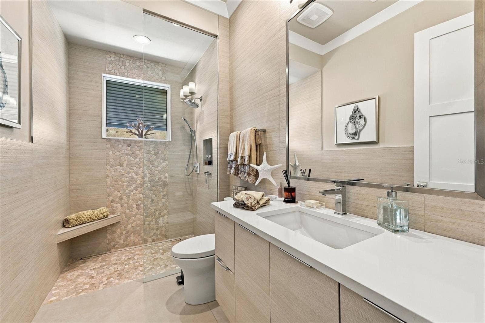 815 CAPRI BOULEVARD, Treasure Island, FL 33706 815 CAPRI BOULEVARD, Treasure Island, FL 33706