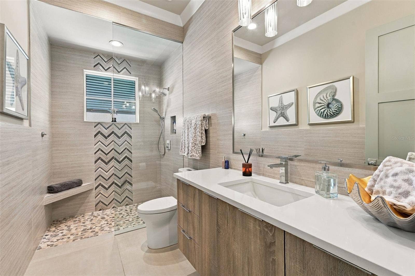 815 CAPRI BOULEVARD, Treasure Island, FL 33706 815 CAPRI BOULEVARD, Treasure Island, FL 33706