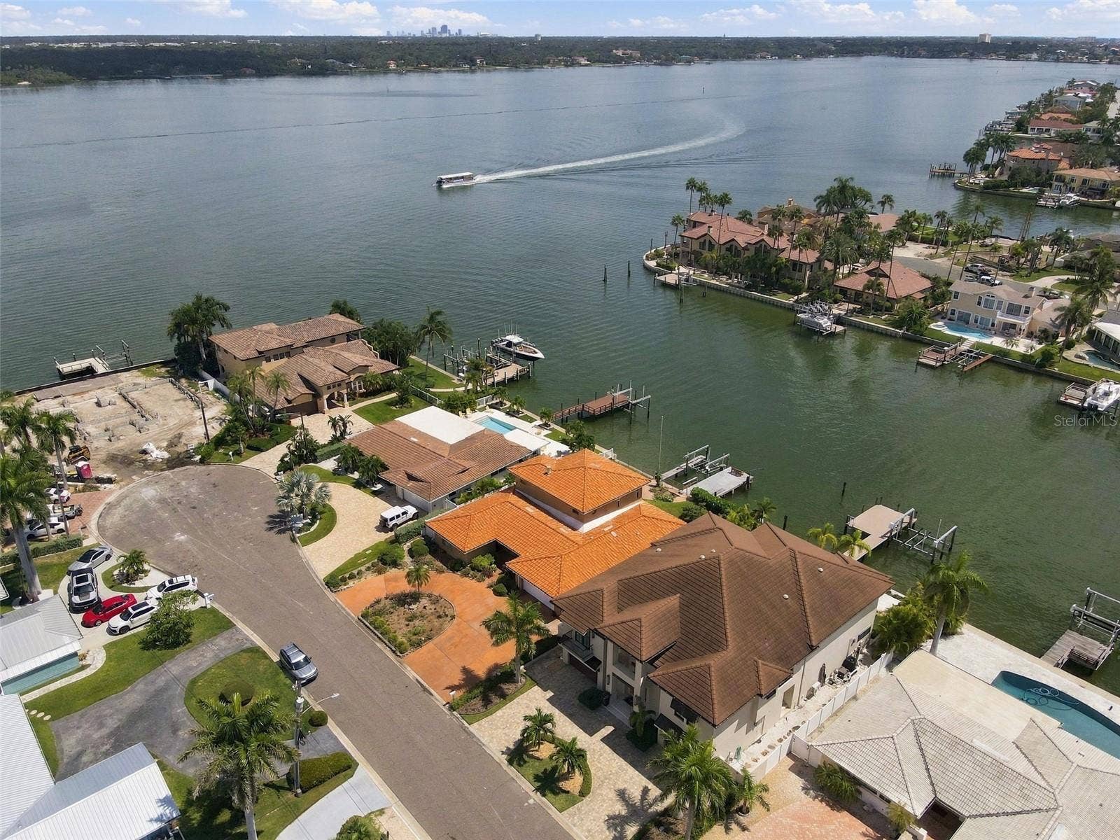 815 CAPRI BOULEVARD, Treasure Island, FL 33706 815 CAPRI BOULEVARD, Treasure Island, FL 33706