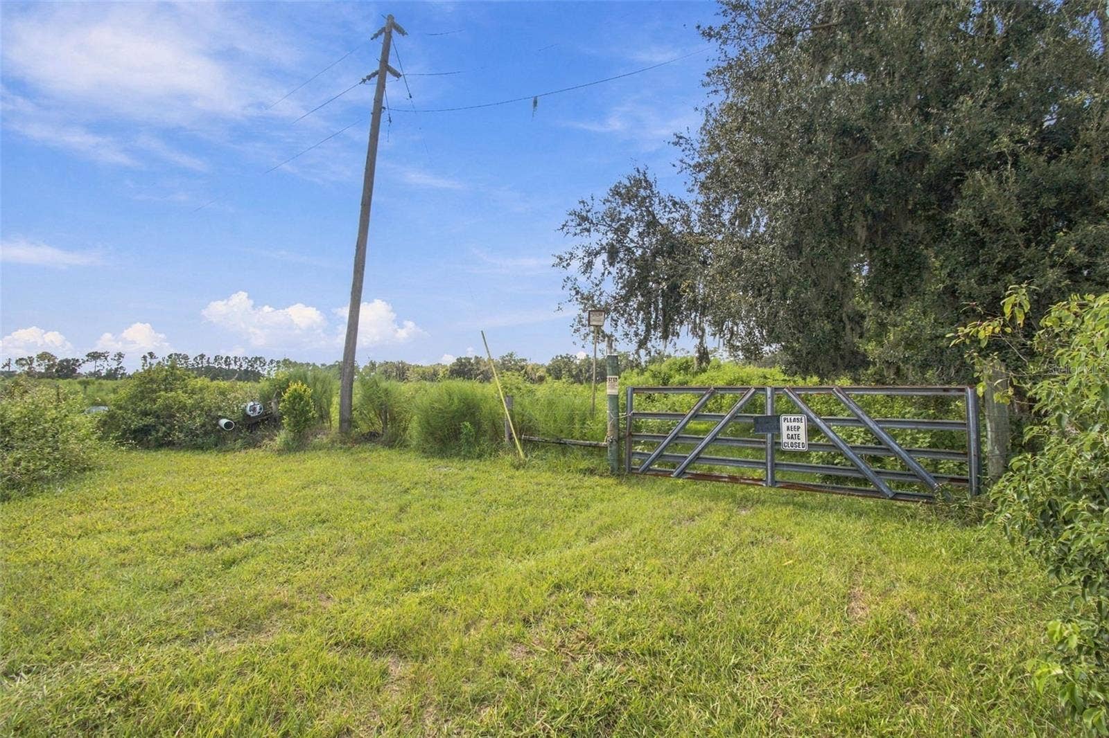 8989 EHREN CUTOFF, Land O Lakes, FL 34639 8989 EHREN CUTOFF, Land O Lakes, FL 34639
