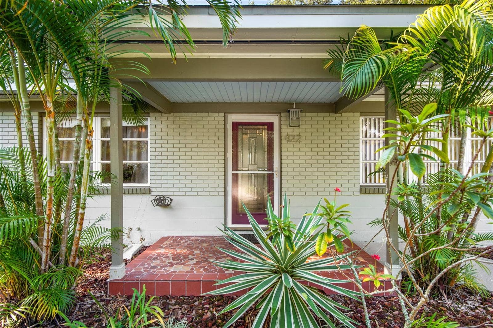 422 W LOUISIANA AVENUE, Tampa, FL 33603 422 W LOUISIANA AVENUE, Tampa, FL 33603