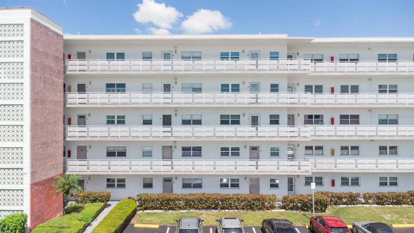 5501 80TH STREET N, #303, St Petersburg, FL 33709 Aerial View of Unit