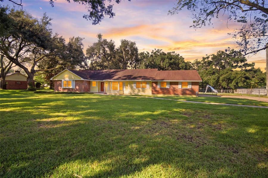 Property photo for 409 EL GRECO DRIVE, Brandon, FL
