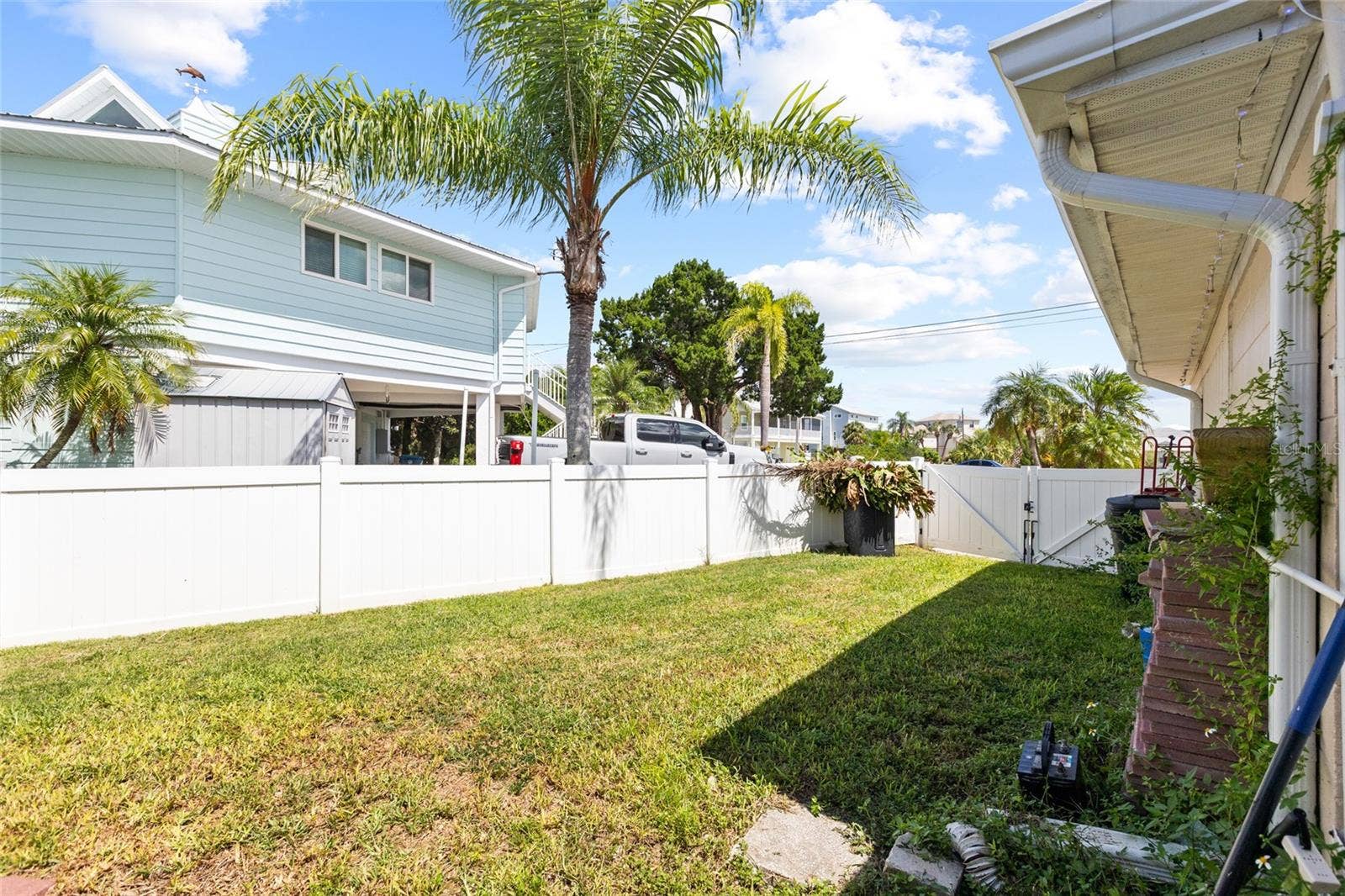 4317 BISCAYNE DRIVE, Hernando Beach, FL 34607 4317 BISCAYNE DRIVE, Hernando Beach, FL 34607