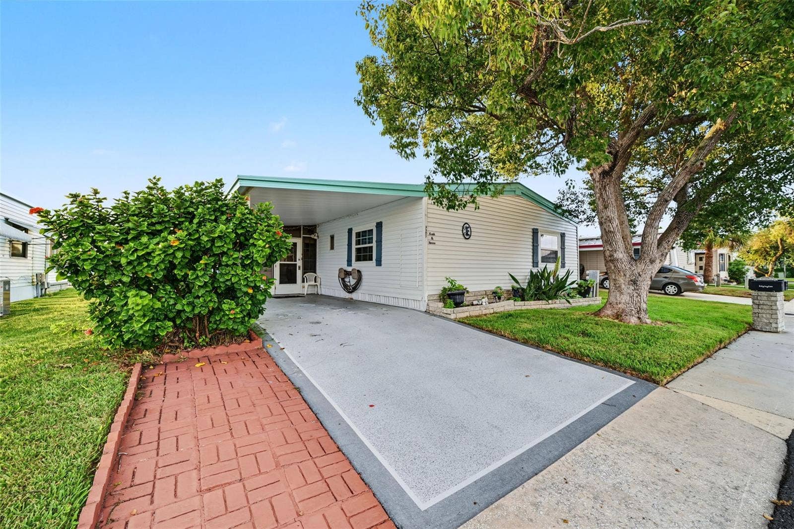 3207 BREWSTER DRIVE, Holiday, FL 34690 3207 BREWSTER DRIVE, Holiday, FL 34690