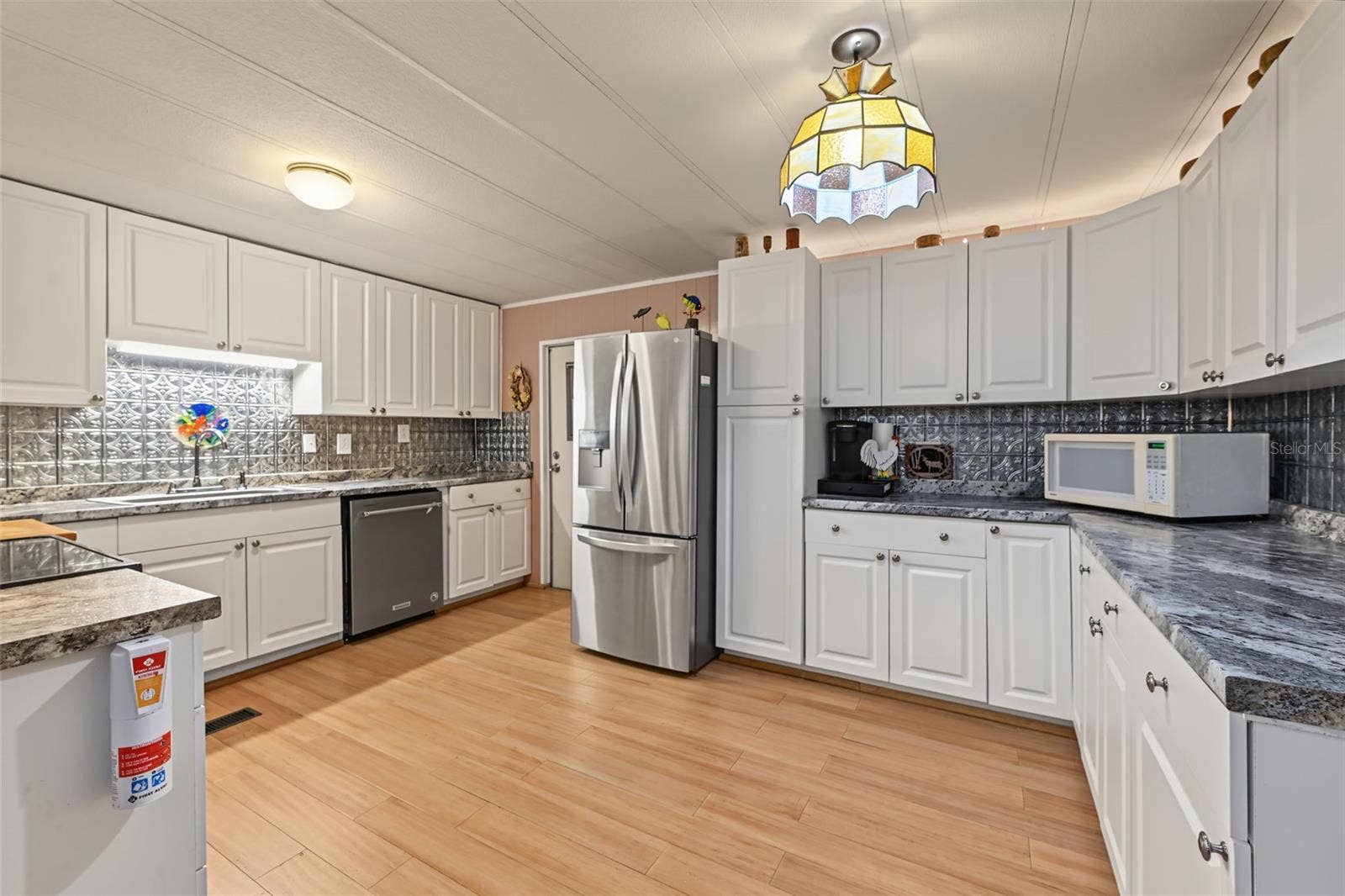 3207 BREWSTER DRIVE, Holiday, FL 34690 3207 BREWSTER DRIVE, Holiday, FL 34690