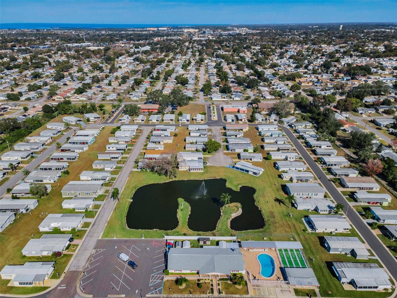 3207 BREWSTER DRIVE, Holiday, FL 34690 3207 BREWSTER DRIVE, Holiday, FL 34690