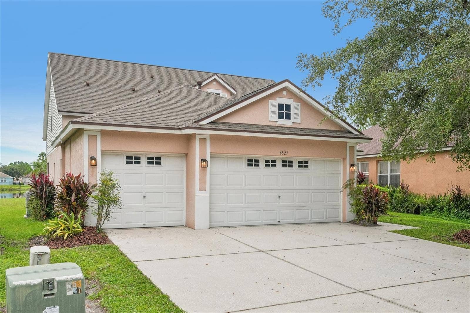 6527 BRIDGECREST DRIVE, Lithia, FL 33547 6527 BRIDGECREST DRIVE, Lithia, FL 33547