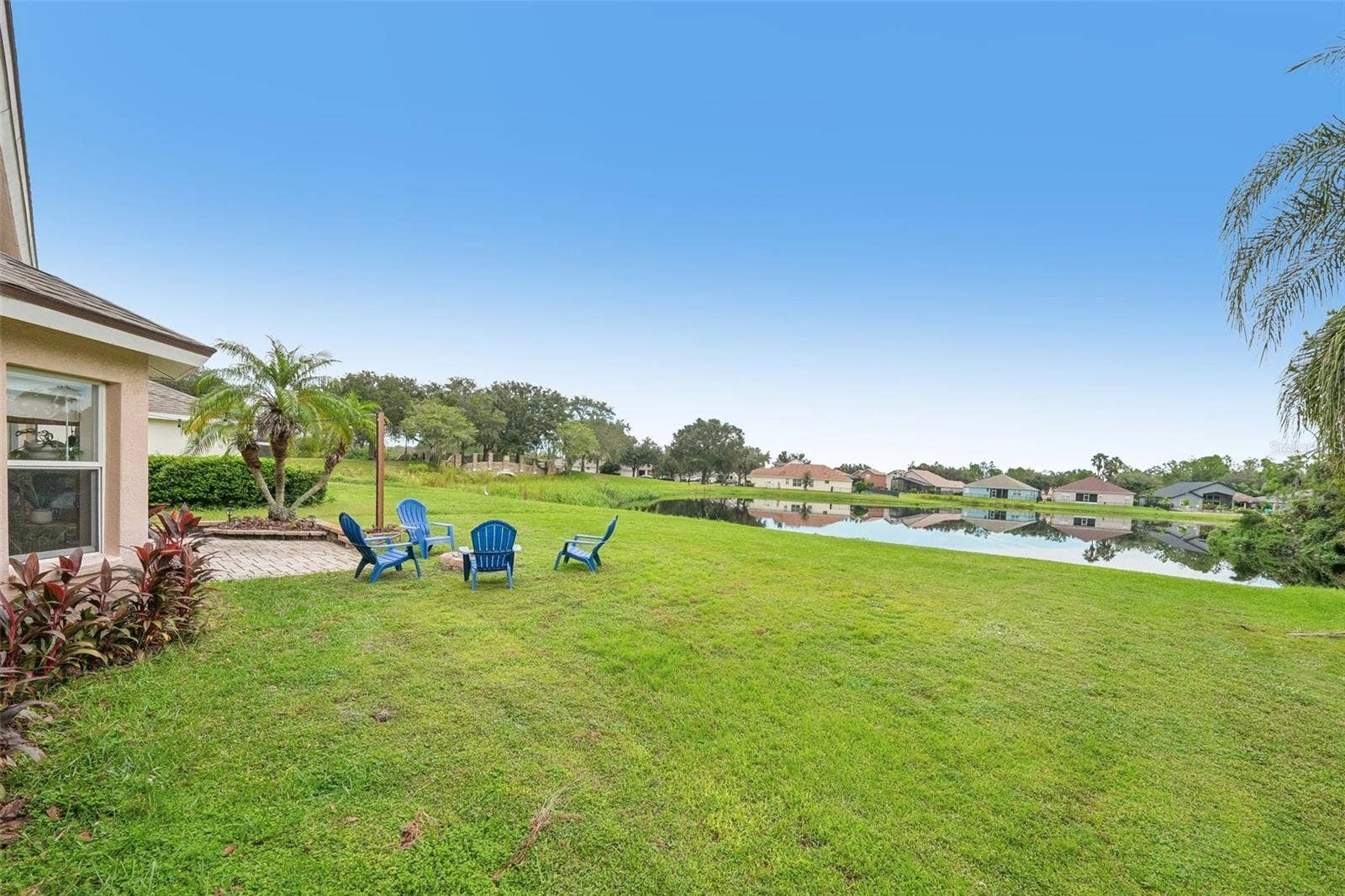 6527 BRIDGECREST DRIVE, Lithia, FL 33547 6527 BRIDGECREST DRIVE, Lithia, FL 33547