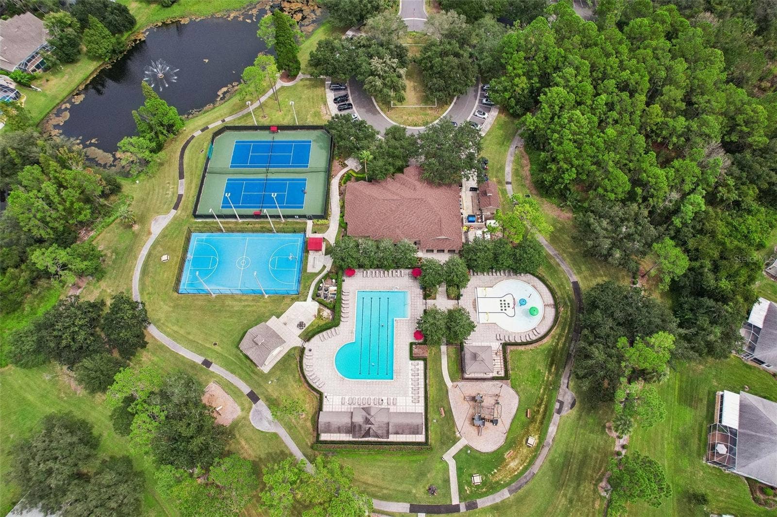 6527 BRIDGECREST DRIVE, Lithia, FL 33547 6527 BRIDGECREST DRIVE, Lithia, FL 33547