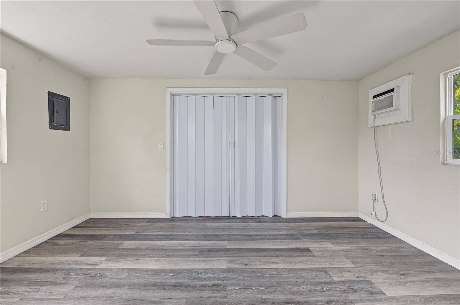 Bedroom in Second Floor Unit - Unit 2 - 5117 Mallett Drive