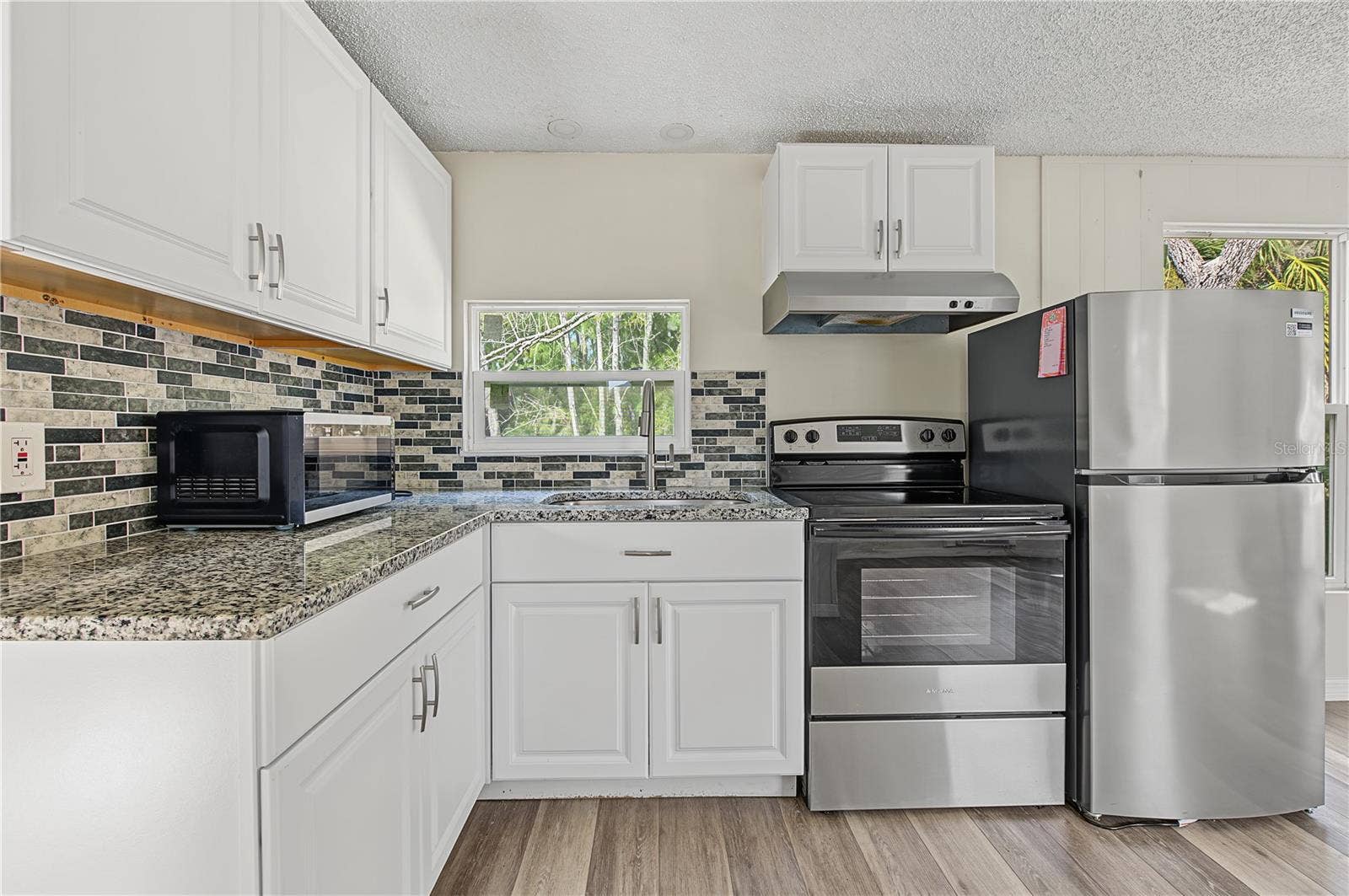 Kitchen in Second Floor Unit - Unit 2 - 5117 Mallett Drive
