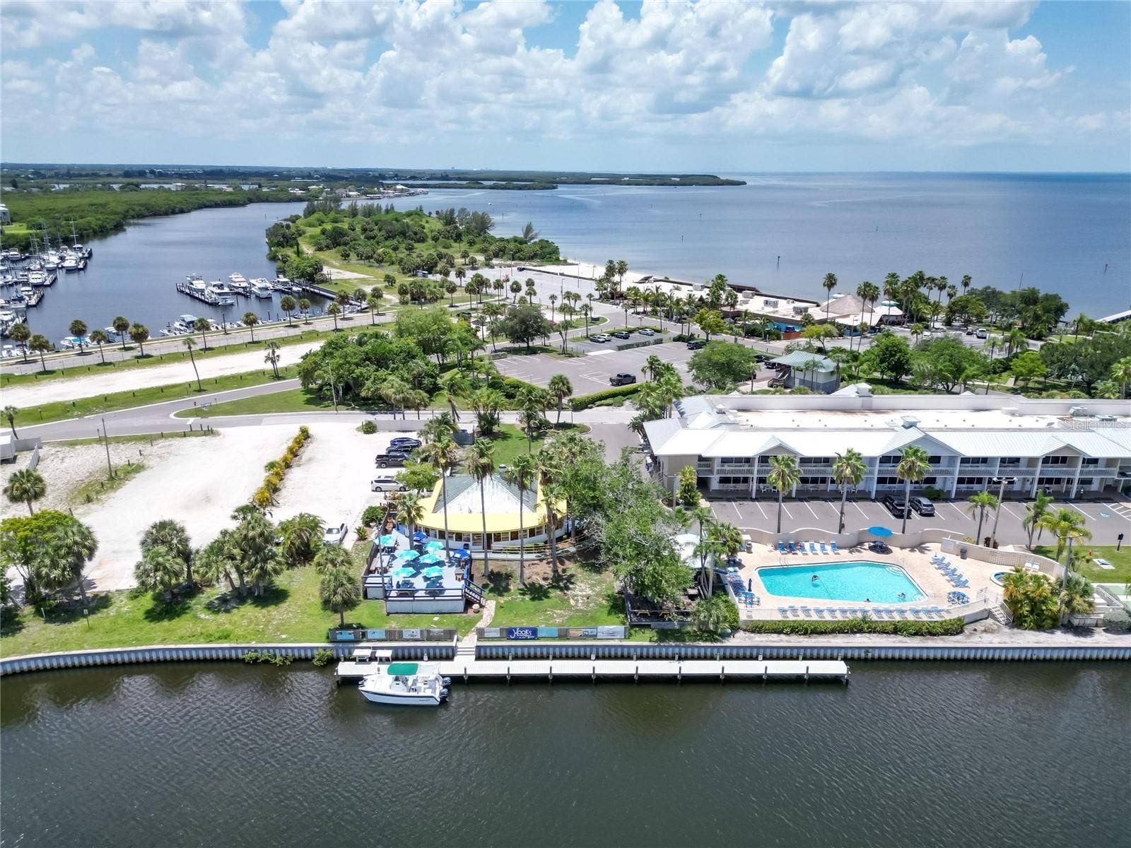 611 DESTINY DRIVE, #216, Ruskin, FL 33570 611 DESTINY DRIVE, #216, Ruskin, FL 33570