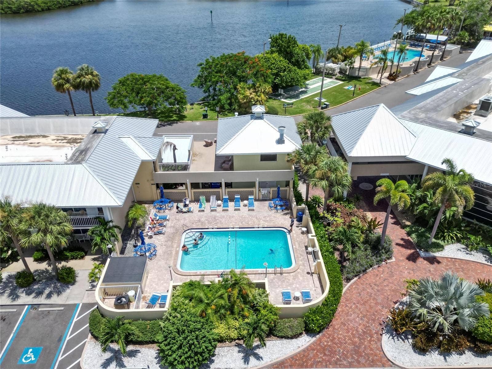 611 DESTINY DRIVE, #216, Ruskin, FL 33570 611 DESTINY DRIVE, #216, Ruskin, FL 33570