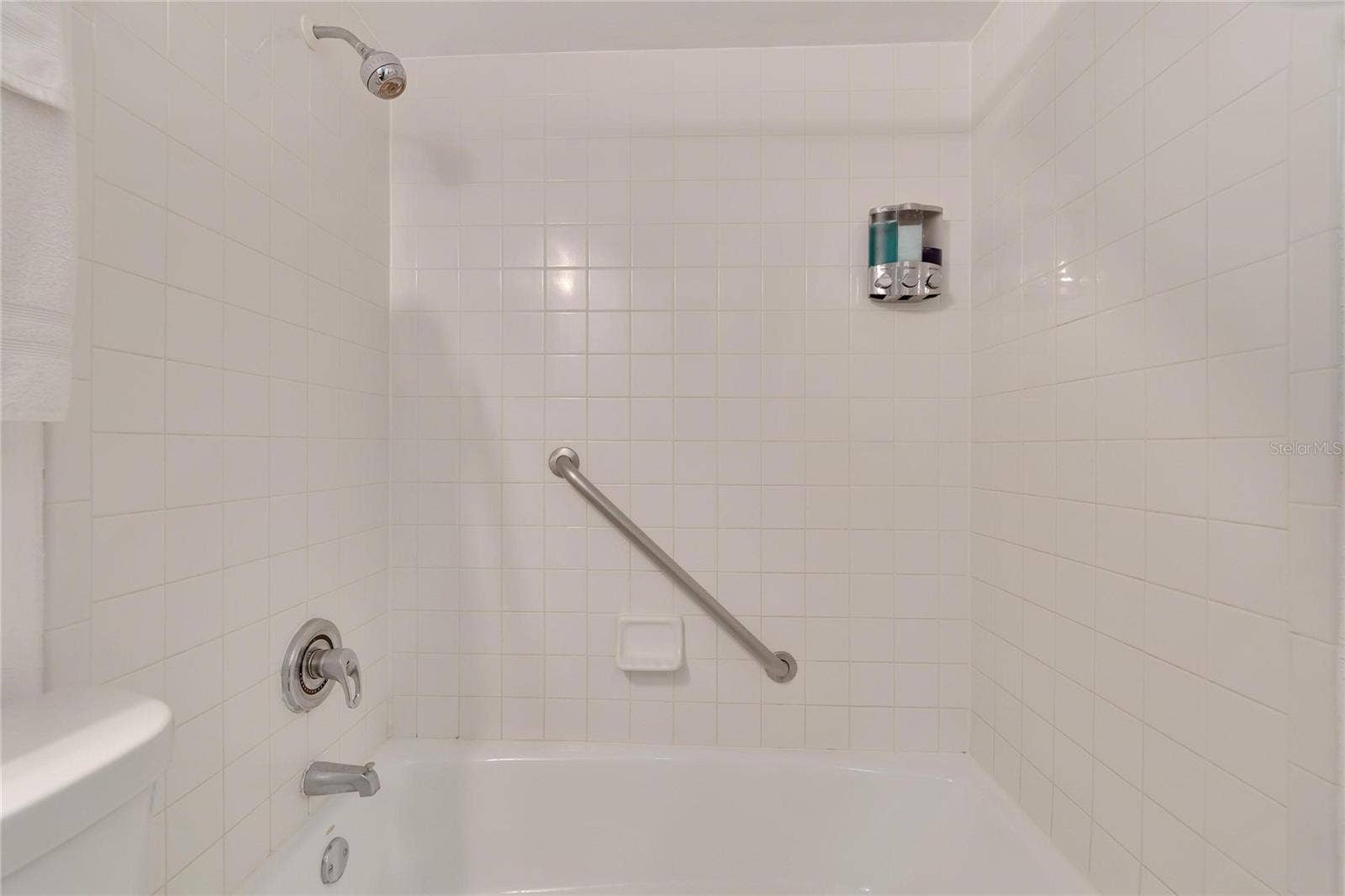 611 DESTINY DRIVE, #216, Ruskin, FL 33570 611 DESTINY DRIVE, #216, Ruskin, FL 33570