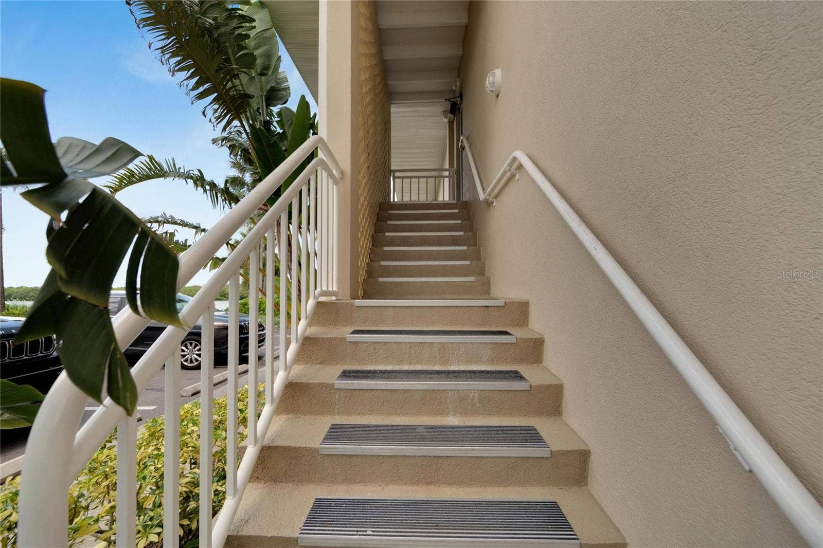 611 DESTINY DRIVE, #216, Ruskin, FL 33570 611 DESTINY DRIVE, #216, Ruskin, FL 33570