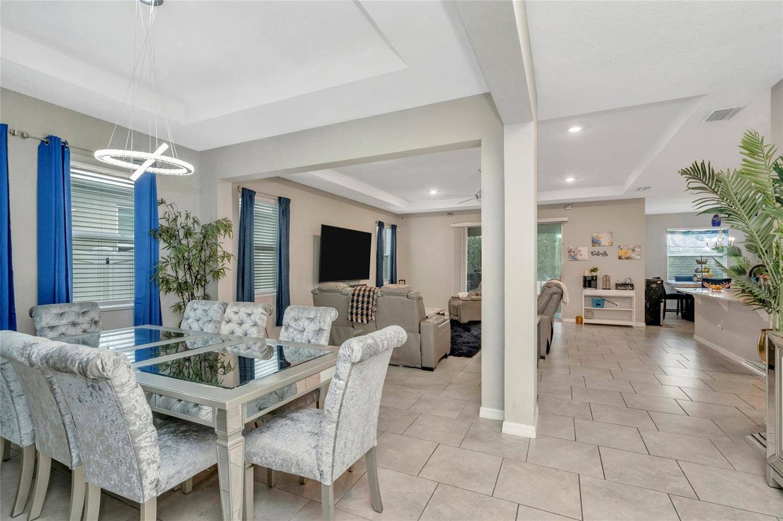 formal dining room