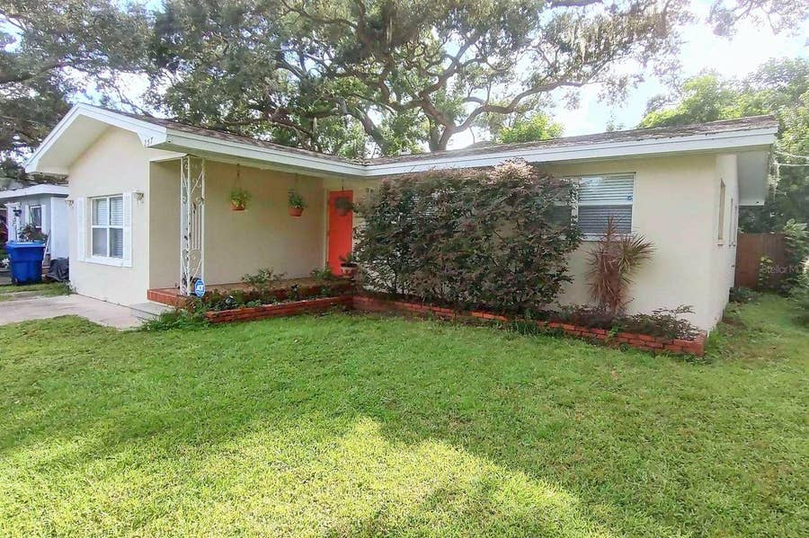 Property photo for 257 5TH ST NW, Largo, FL