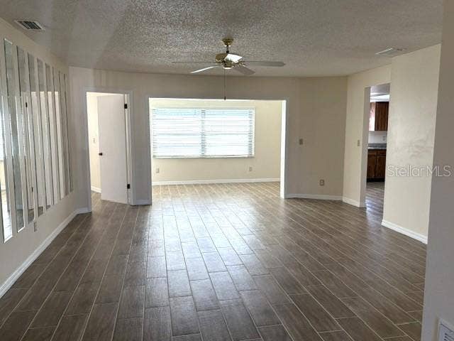 2102 HARRINGAY STREET, #449, Sun City Center, FL 33573 From the front entry toward the enclosed lanai.