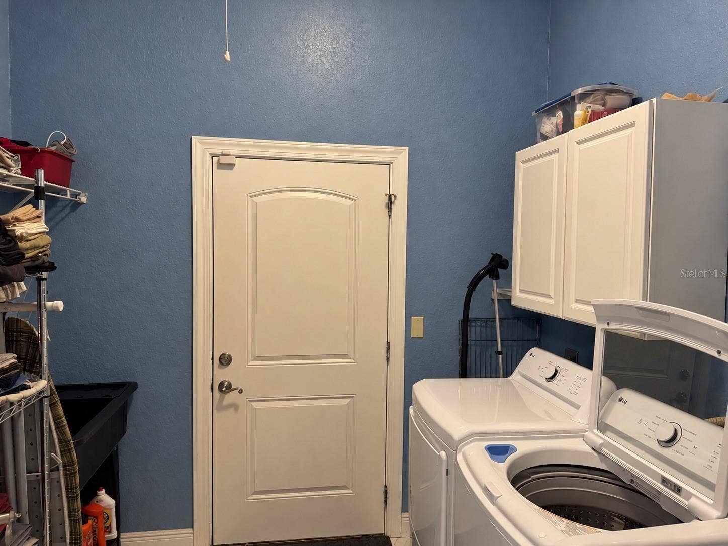 3009 W CLINTON STREET, Tampa, FL 33614 Laundry room