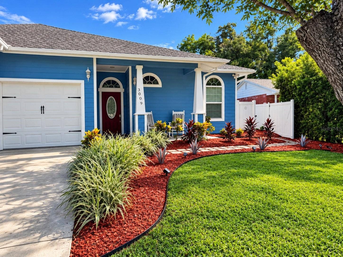 3009 W CLINTON STREET, Tampa, FL 33614 Beautifully landscaped all over!
