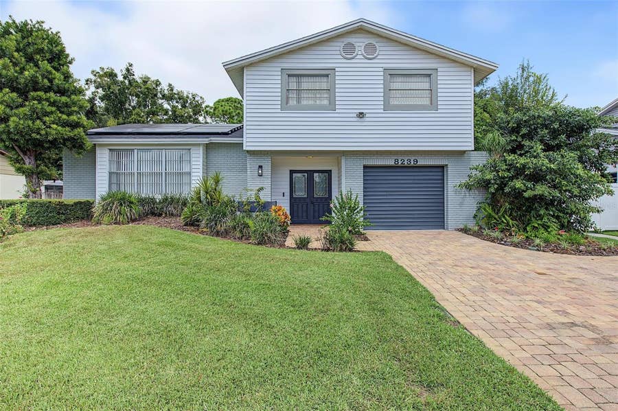 Property photo for 8239 VASSAR CIRCLE, Tampa, FL