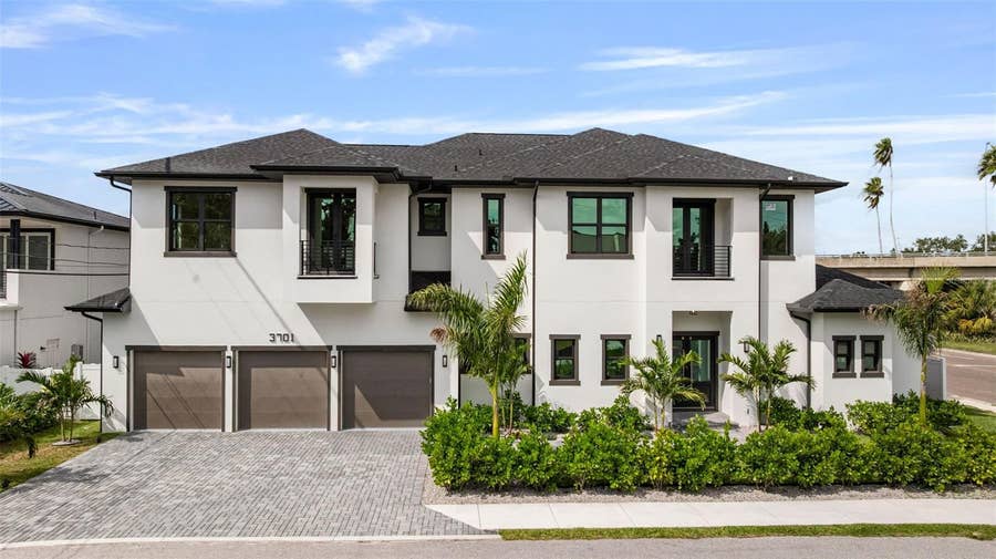 Property photo for 3701 S LYNWOOD AVENUE, Tampa, FL