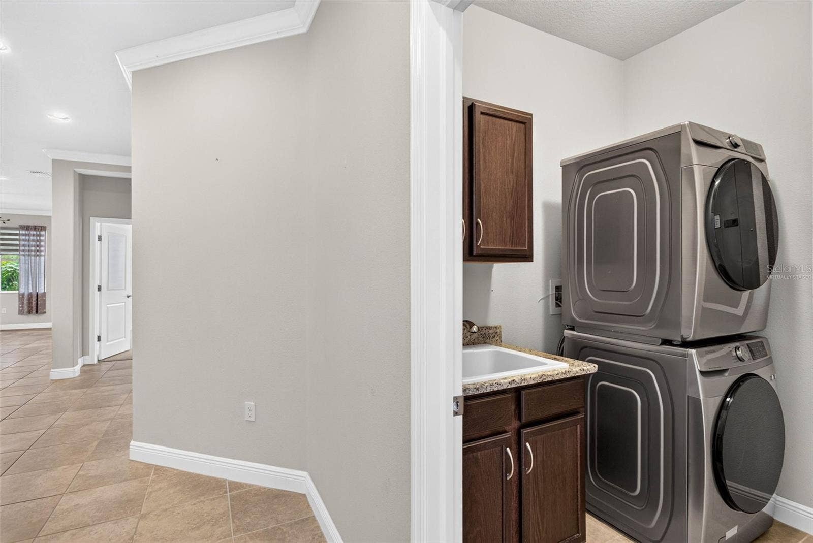 14619 ROCKY BROOK DRIVE, Tampa, FL 33625 virtually staged - laundry room
