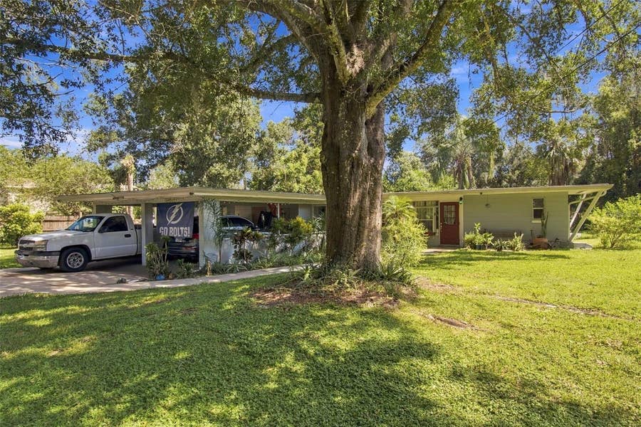 Property photo for 10803 N OREGON CIRCLE, Tampa, FL